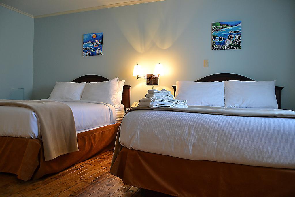 Anchor Inn Hotel And Suites Twillingate Room photo